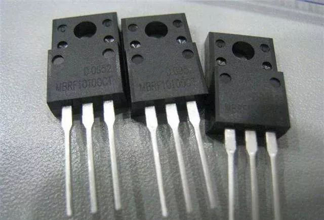 普通硅二極管和肖特基二極管的區別 普通硅二極管和肖特基二極管的區別