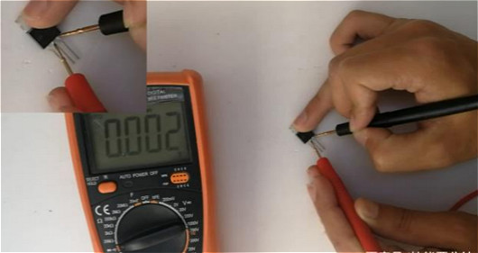 MOS管和三極管在功能上的區別 MOS管和三極管在功能上的區別