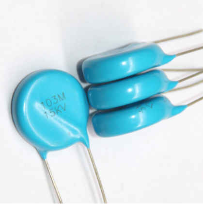 瓷片電容及電解電容