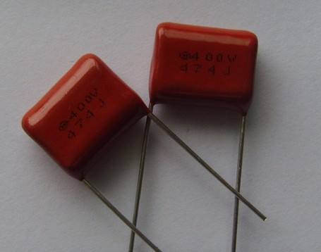 瓷片電容及電解電容的區別 瓷片電容及電解電容的區別