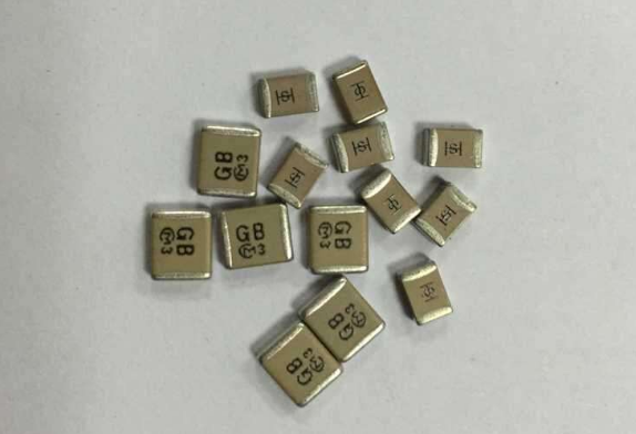 高壓貼片電容 高壓貼片電容