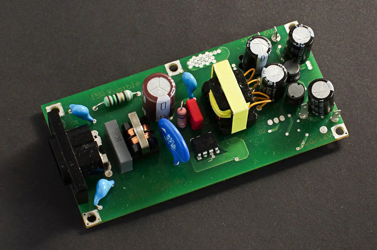 開關電源吸收電路 開關電源吸收電路