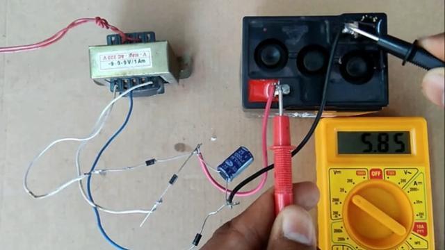 簡單方法制作220V轉(zhuǎn)12V直流穩(wěn)壓電壓 簡單方法制作220V轉(zhuǎn)12V直流穩(wěn)壓電壓