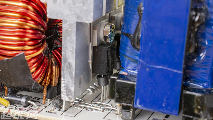 學習PC電源知識,先認識肖特基整流二極管 學習PC電源知識,先認識肖特基整流二極管