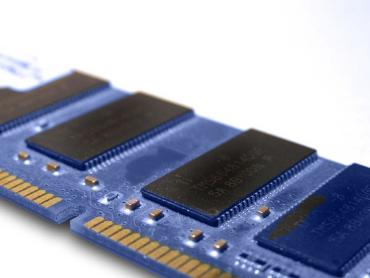 靜態隨機存取存儲器 靜態隨機存取存儲器